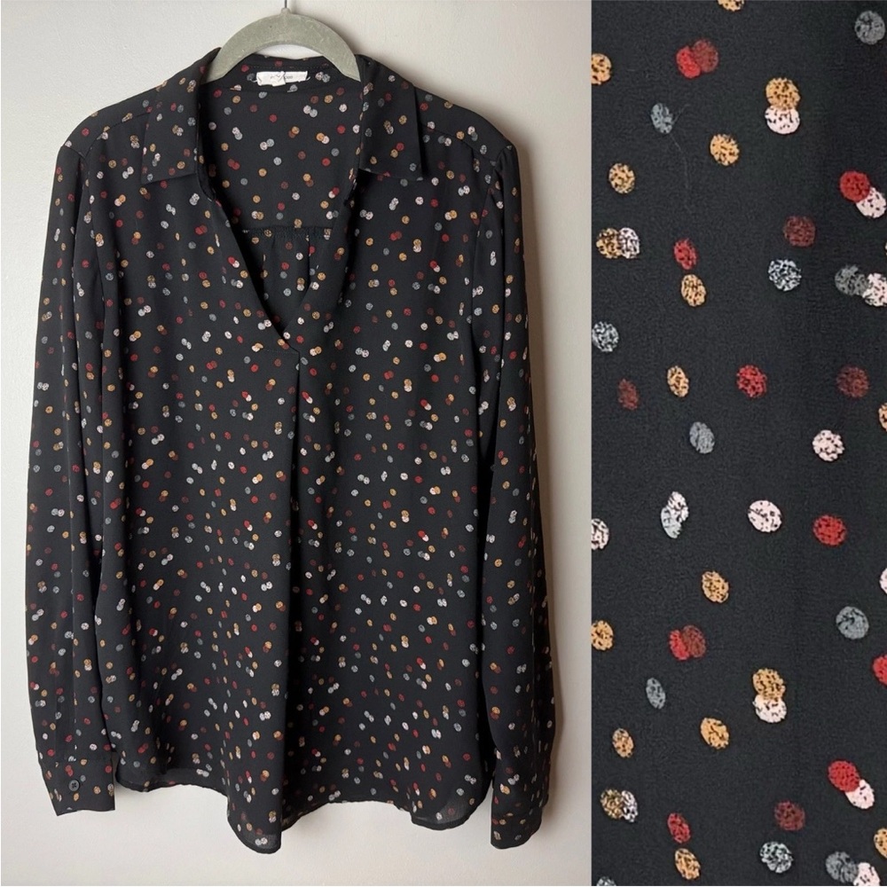 Maurices Blouse Size Large Top Shirt Long Sleeves V-Neck Black Multicolor Dots